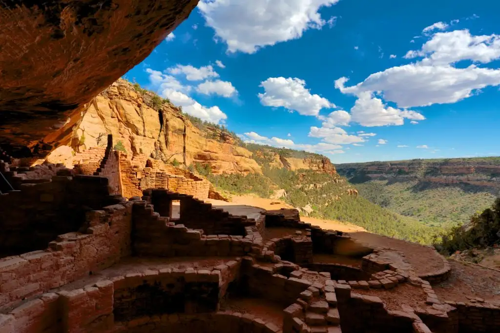 Anasazi Cliff Dwellings in Mesa Verde National Park, Colorado