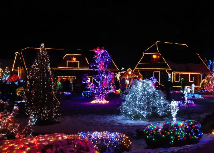 Christmas light display in front yard