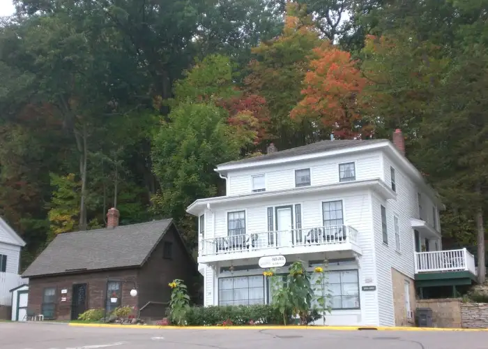 Old Jail Bed and Breakfast