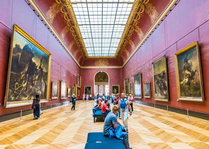 louvre museum paris